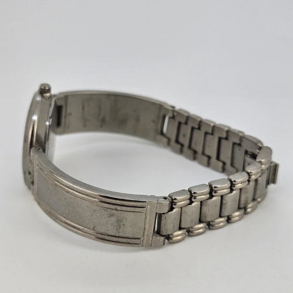 32MM Women's Watch Gray Dial Gray Bracelet Band 7